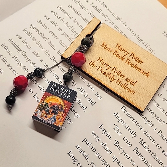 Harry Potter Bookmark Harry Potter and the Deathly Hallows - Picture 1 of 4